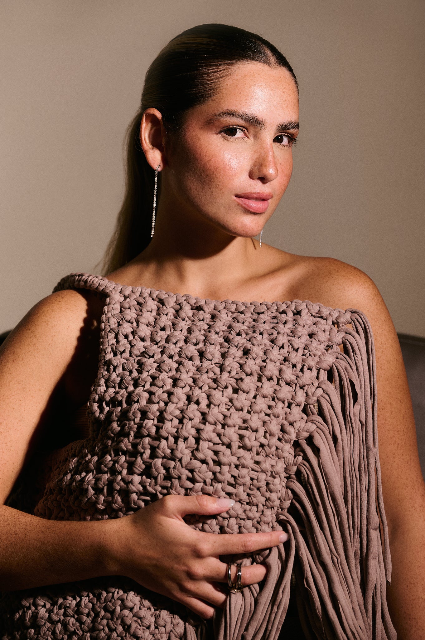 The maxi ikigai tote in mocha