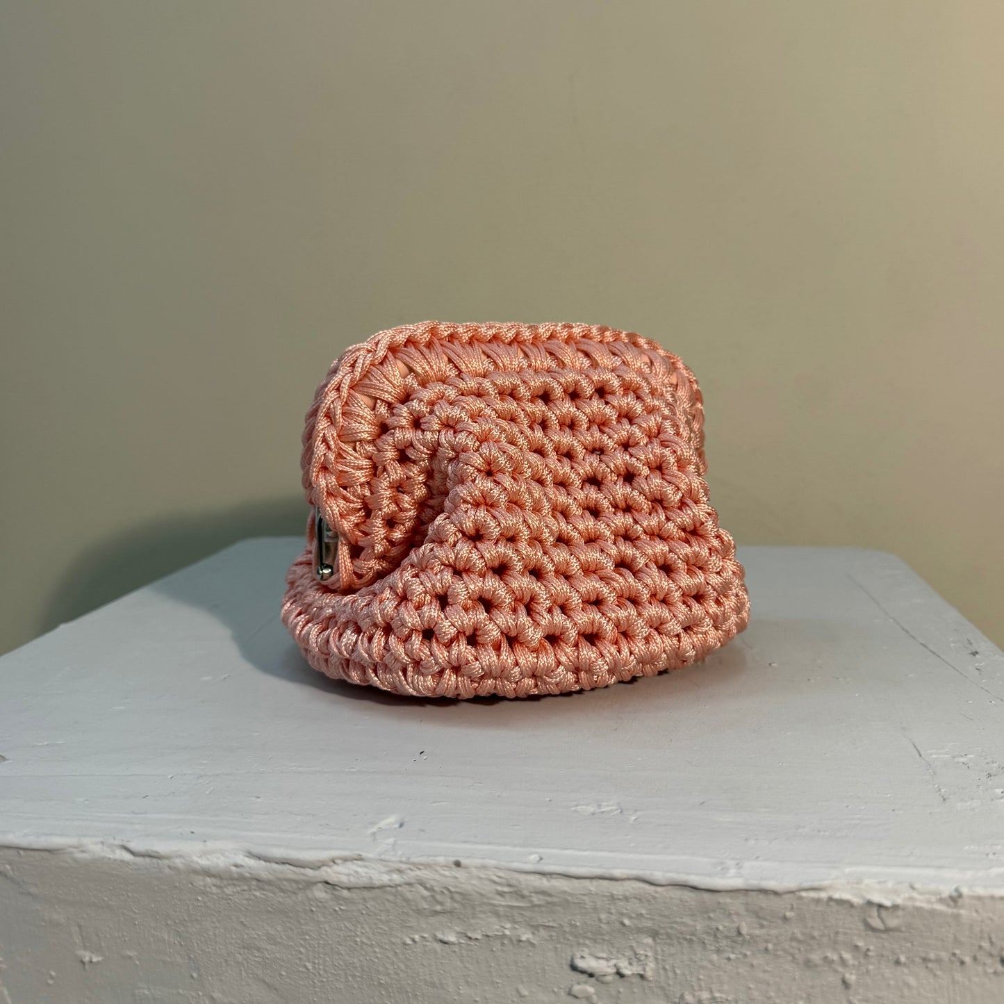 The dumpling clutch