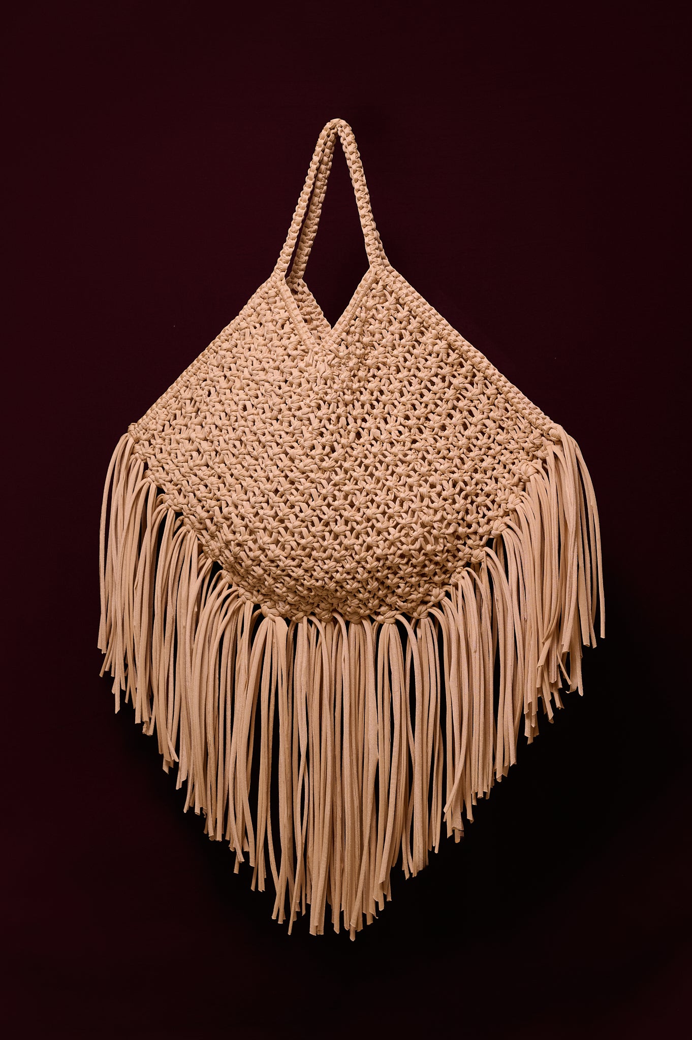 The maxi ikigai tote in caramel