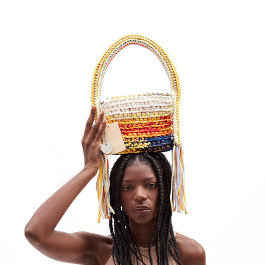 The iconic bag in golden grapefruit